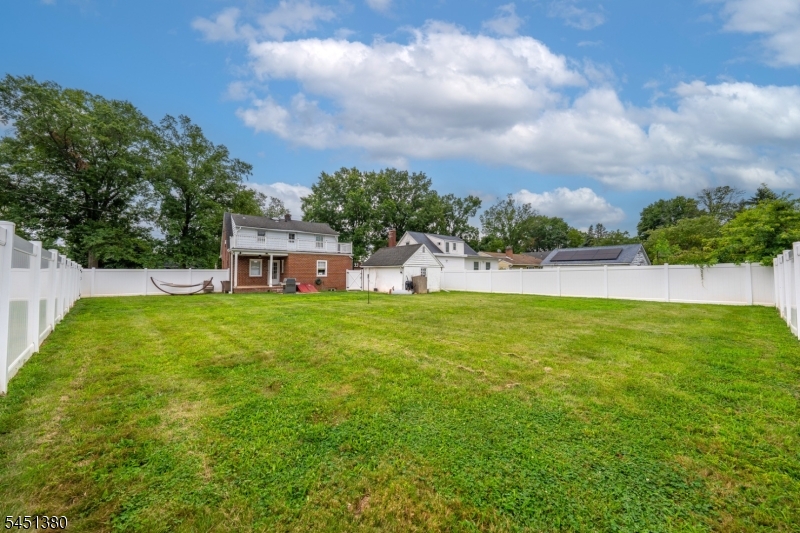 668 Greenbrook Rd Property Photo 19