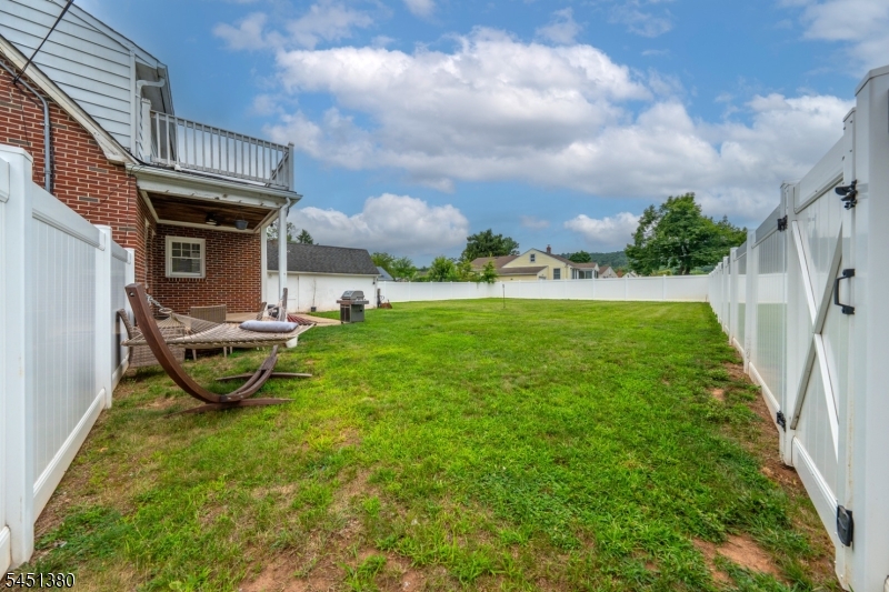 668 Greenbrook Rd Property Photo 27