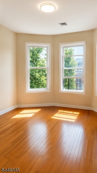 52 3rd St 3 Property Photo 2