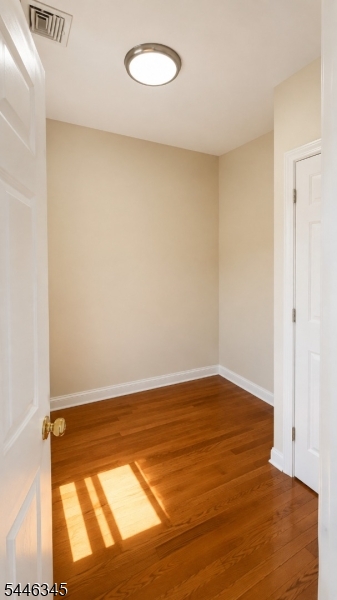 52 3rd St 3 Property Photo 3