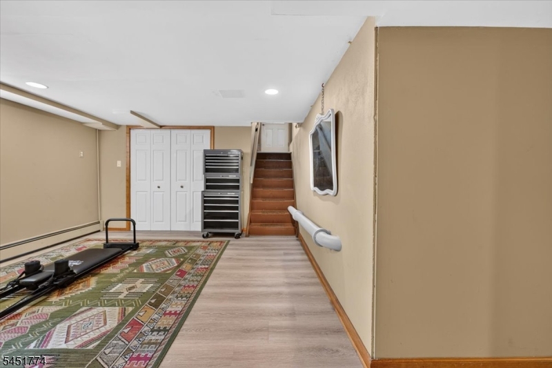 125 Randolph Ave Property Photo 28