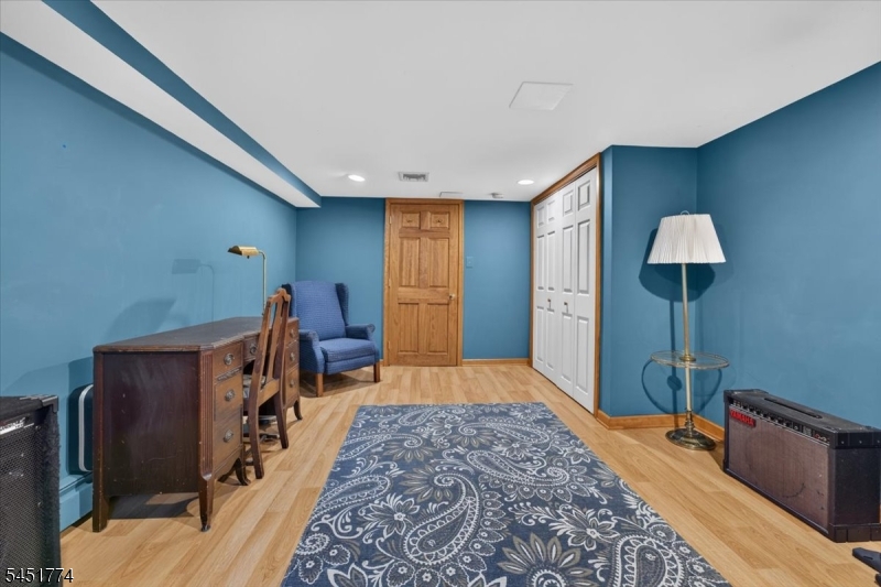125 Randolph Ave Property Photo 35