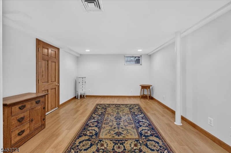 125 Randolph Ave Property Photo 38