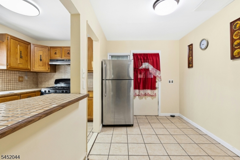 721 Union St Property Photo 6