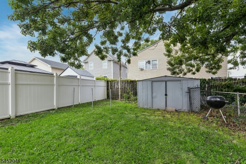 721 Union St Property Photo 12