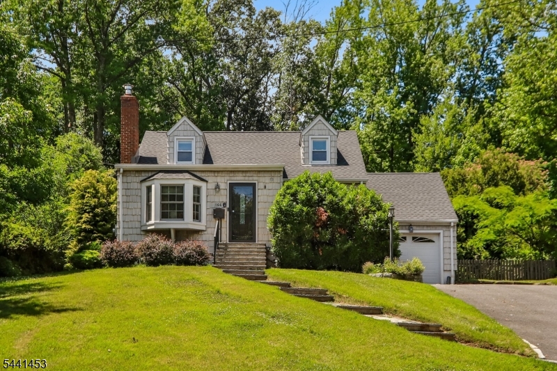 1661 Ramapo Way Property Photo 1