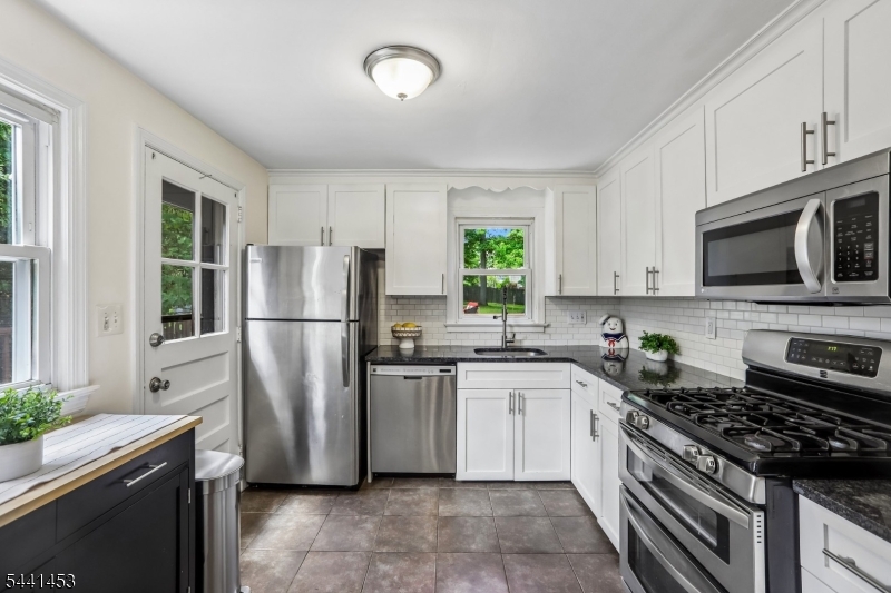 1661 Ramapo Way Property Photo 10