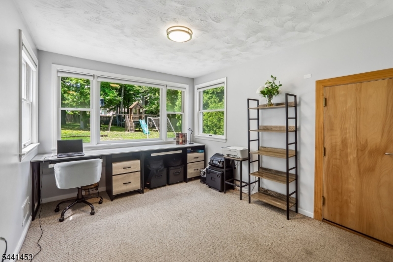 1661 Ramapo Way Property Photo 17