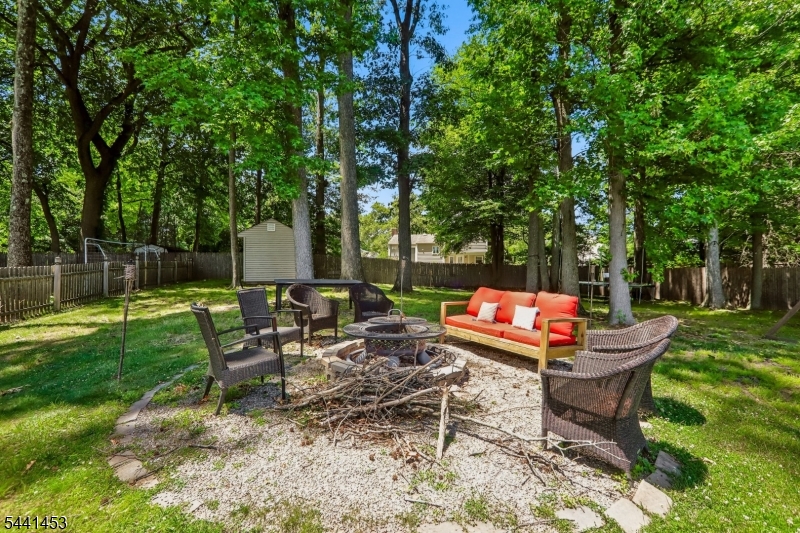 1661 Ramapo Way Property Photo 32