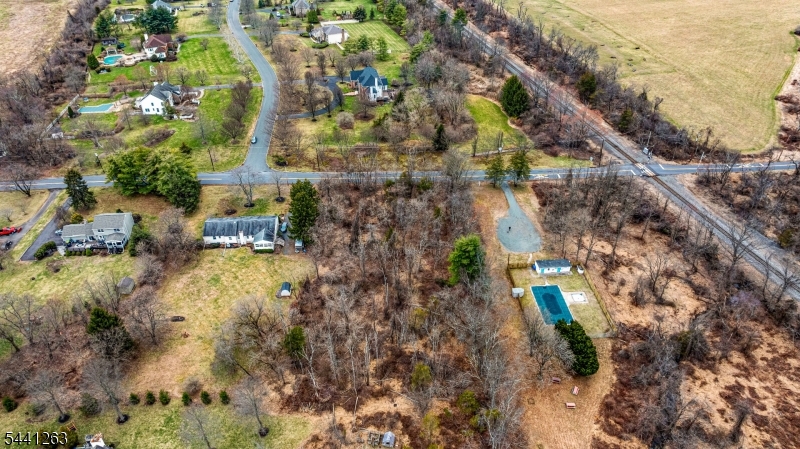 Province Line Road Property Photo 32