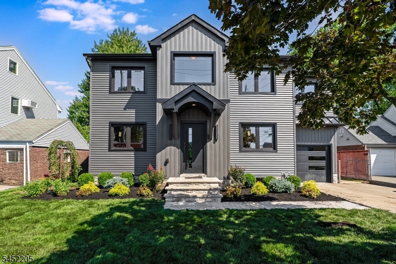 17 Berdan Ave Property Photo 1