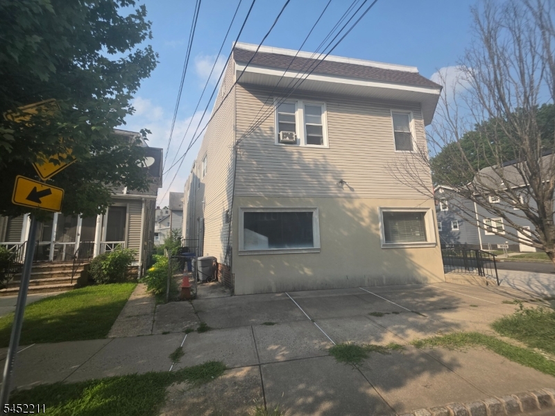 17 Maolis Ave Property Photo 1