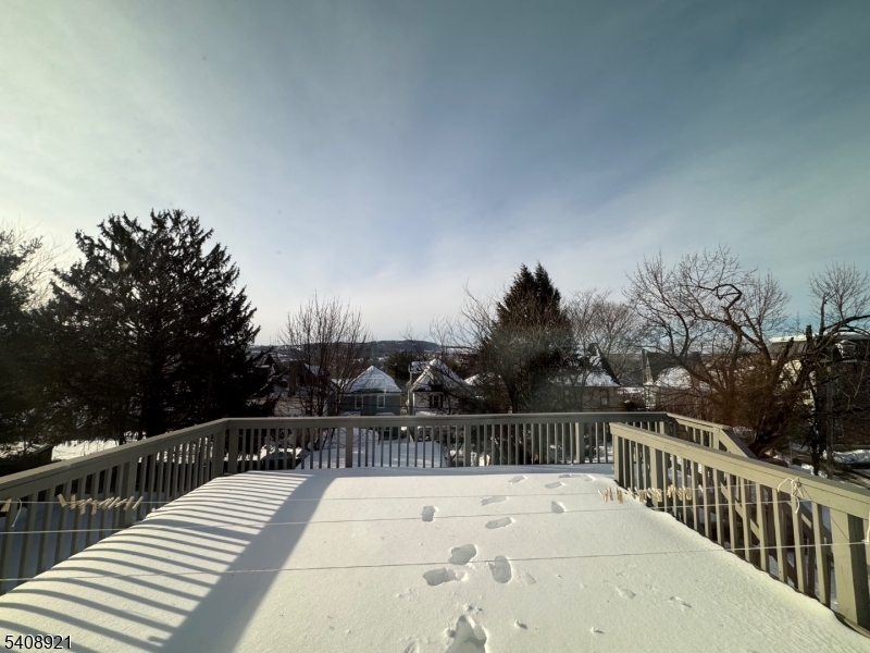112 Chambers St Property Photo 10