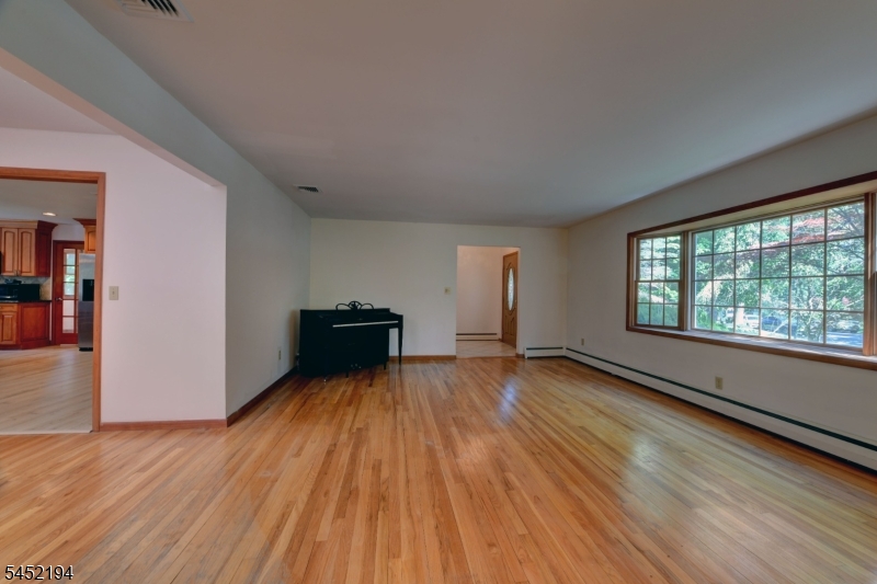 34 Knoll Rd Property Photo 2