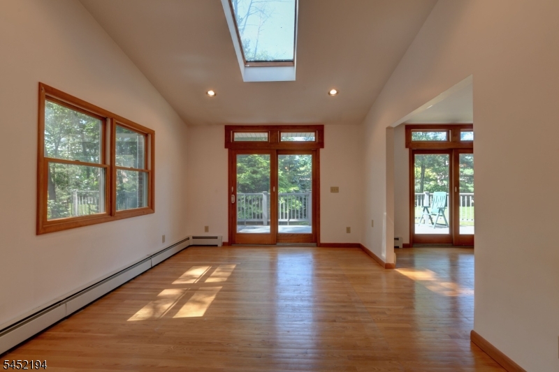 34 Knoll Rd Property Photo 8