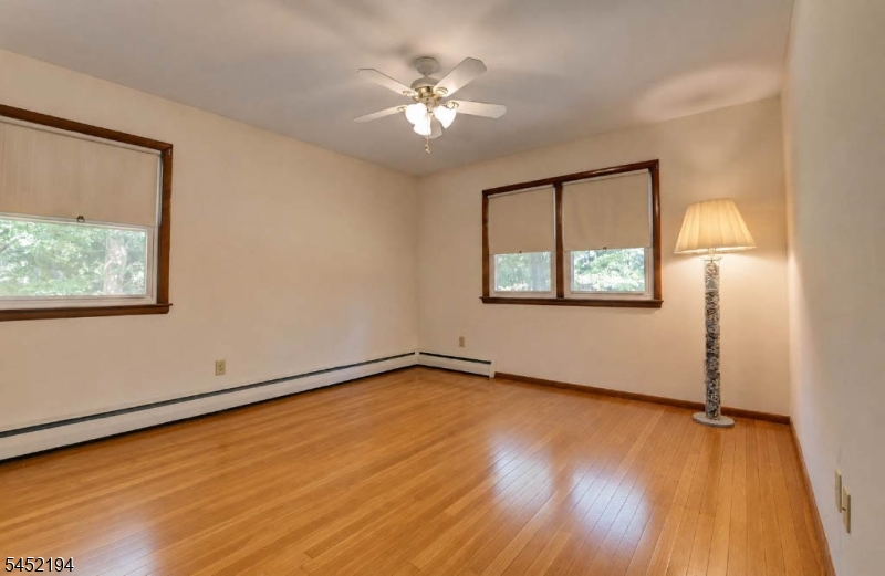 34 Knoll Rd Property Photo 16