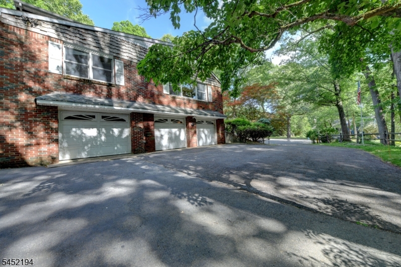 34 Knoll Rd Property Photo 29