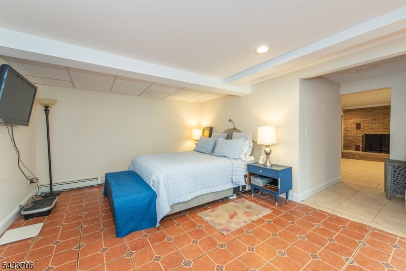 9 Albert St Property Photo 14