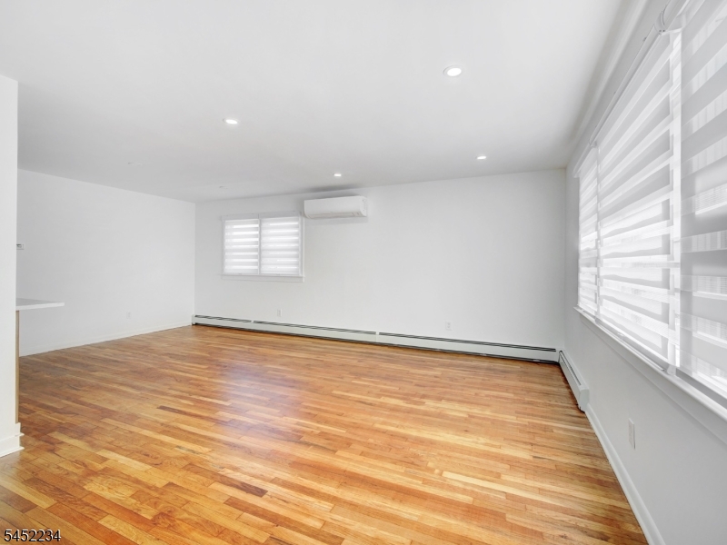 217 Eppirt St Property Photo 7