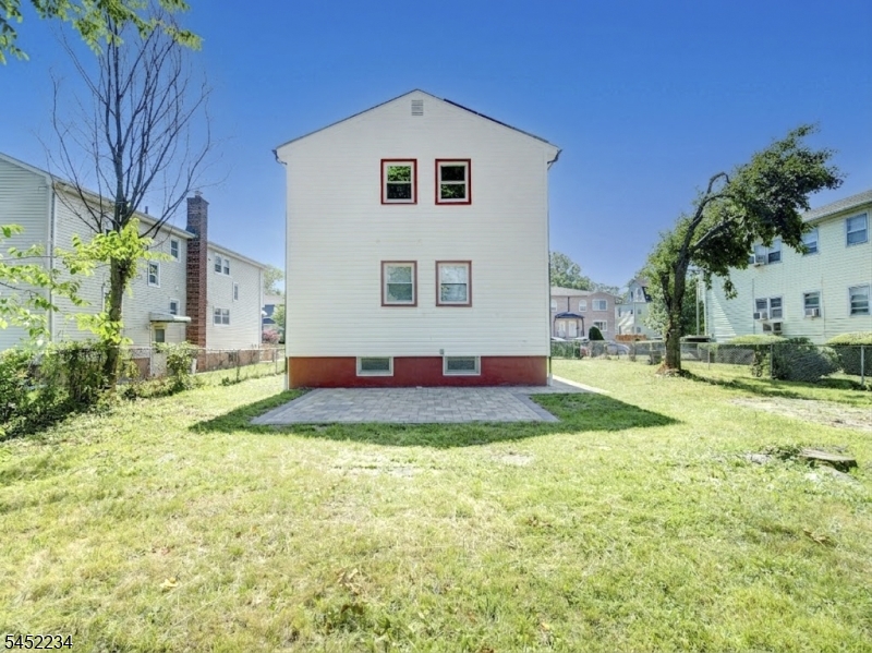 217 Eppirt St Property Photo 16