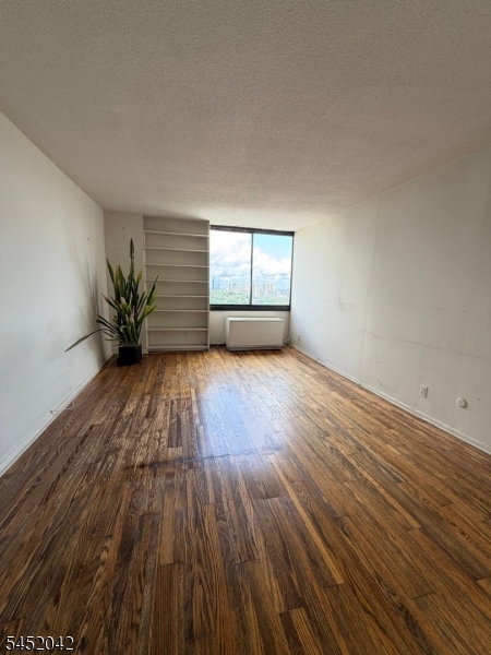 770 Anderson Ave 20 F Property Photo 8