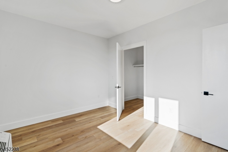 39 Madison St 508 Property Photo 4