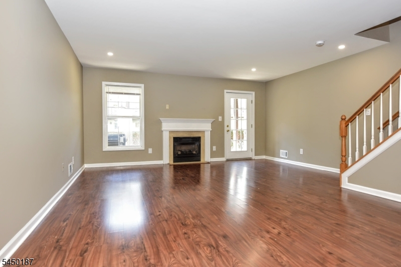 311 Cambridge Dr Property Photo 19