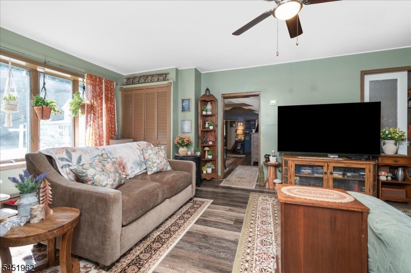 45 Kennedy Ave Property Photo 16