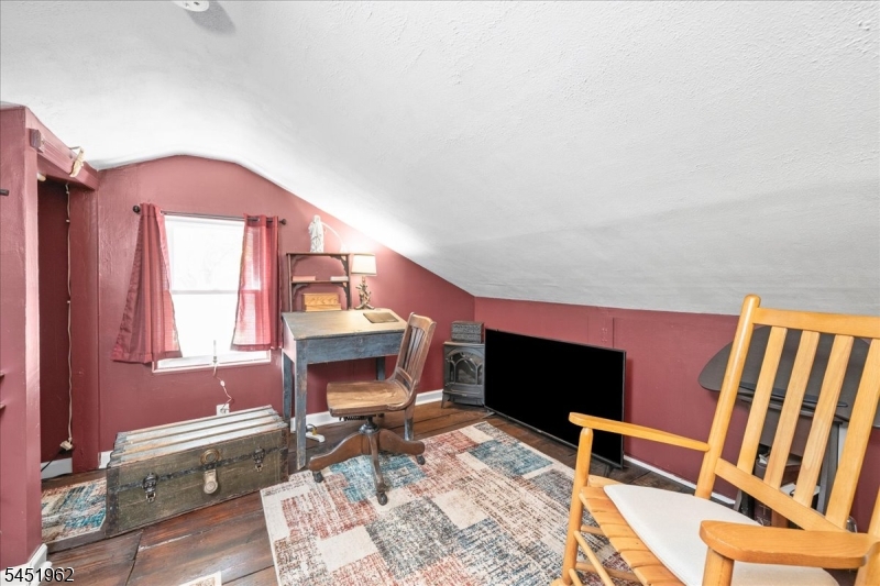 45 Kennedy Ave Property Photo 28