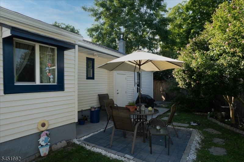 45 Kennedy Ave Property Photo 35