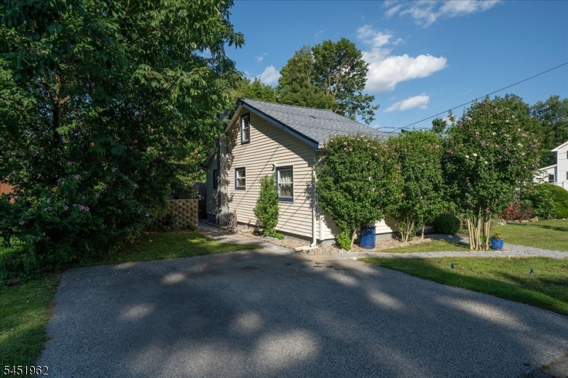 45 Kennedy Ave Property Photo 40
