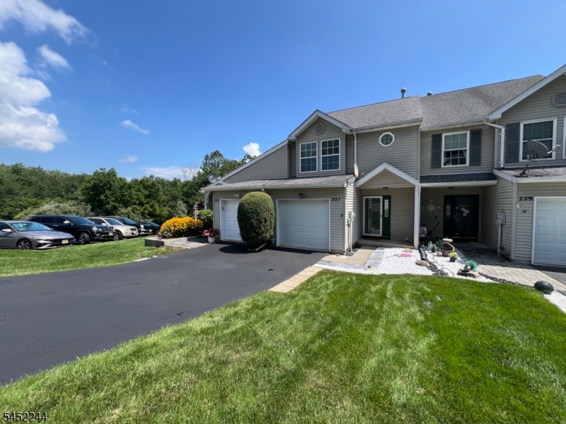 227 Canal Way Property Photo 1