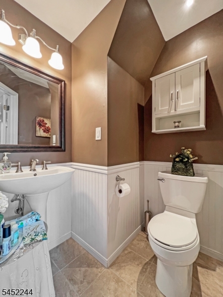 227 Canal Way Property Photo 10
