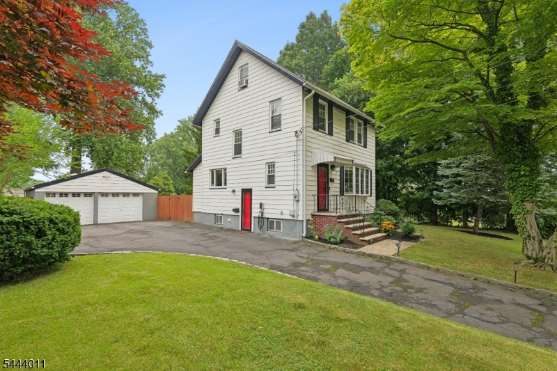 166 Tooker Avenue Property Photo 3