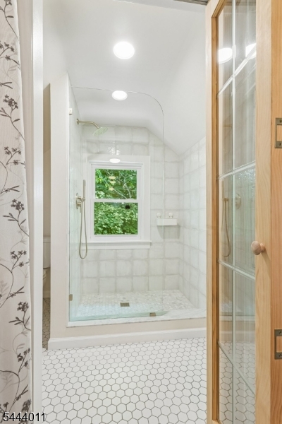 166 Tooker Avenue Property Photo 32
