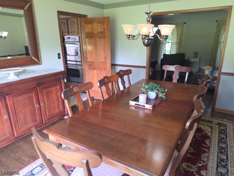 1 Chrystal Dr Property Photo 8