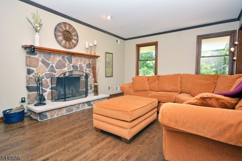 1 Chrystal Dr Property Photo 10