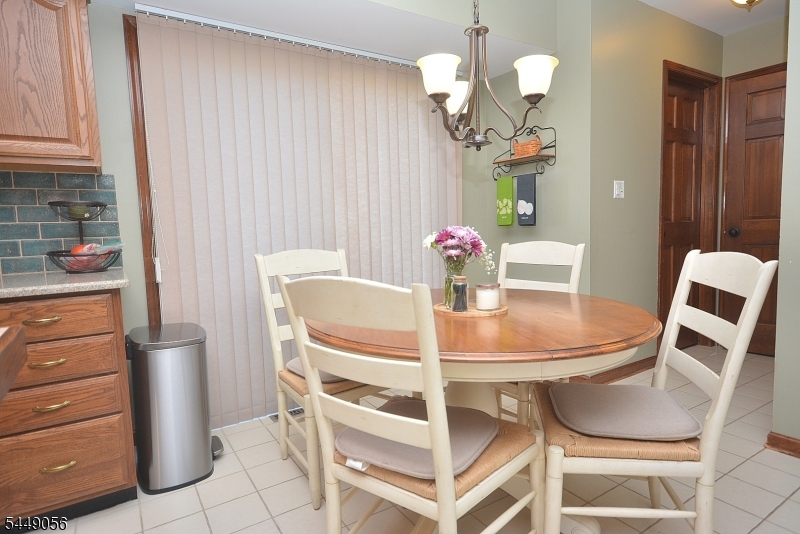 1 Chrystal Dr Property Photo 14