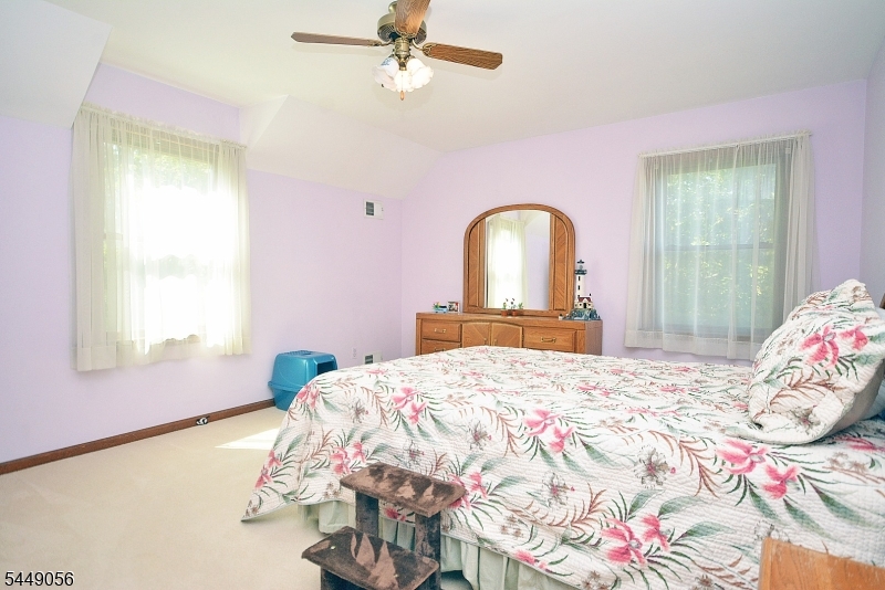 1 Chrystal Dr Property Photo 22