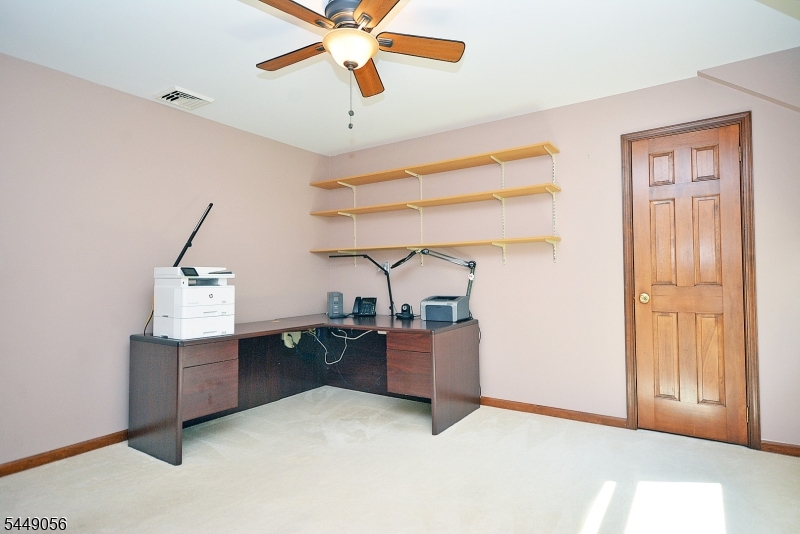 1 Chrystal Dr Property Photo 24