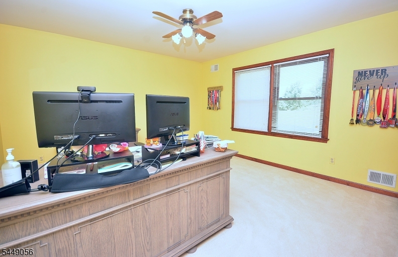 1 Chrystal Dr Property Photo 26
