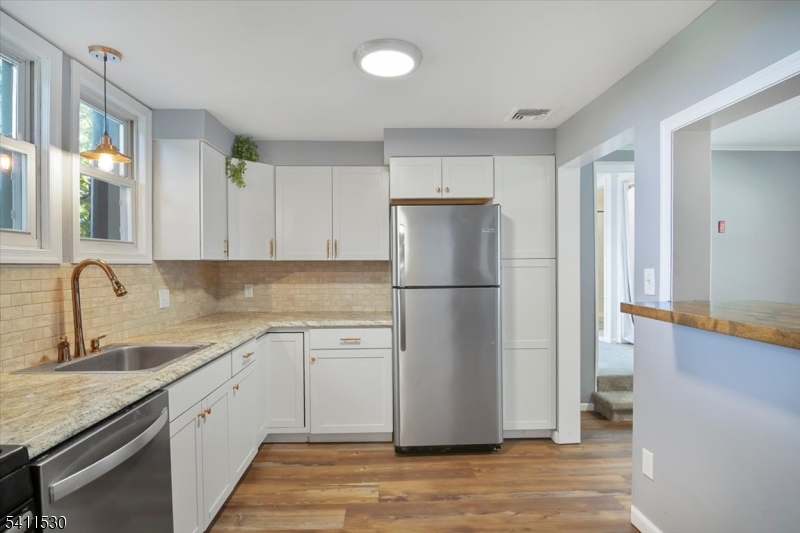 9 Diller Ave 2 Property Photo 8