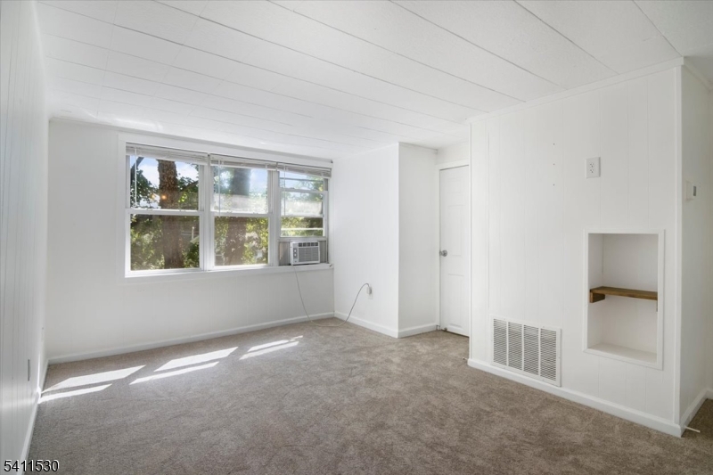 9 Diller Ave 2 Property Photo 10