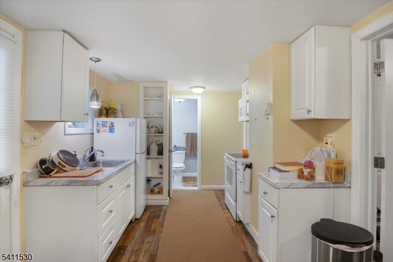 9 Diller Ave 2 Property Photo 24