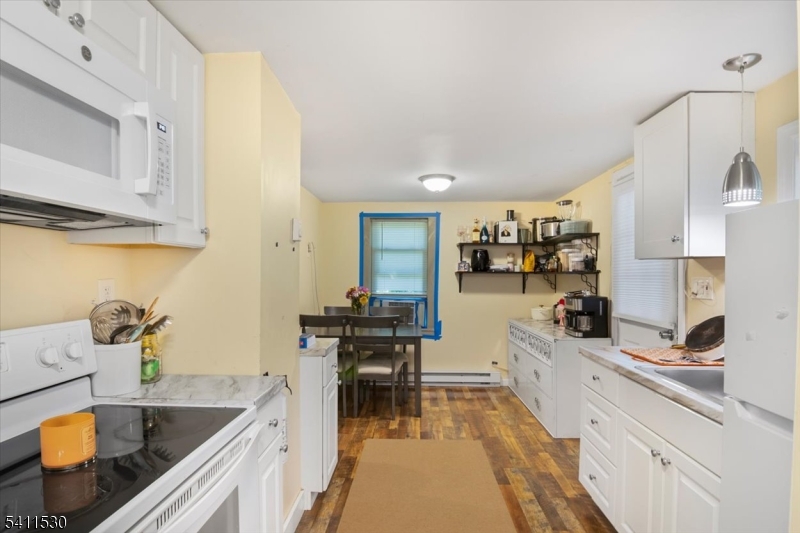 9 Diller Ave 2 Property Photo 28