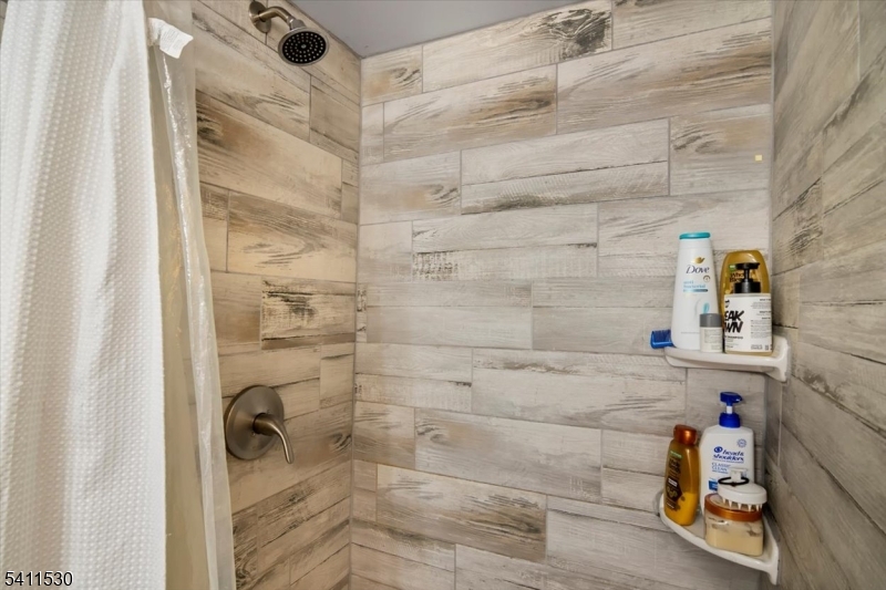 9 Diller Ave 2 Property Photo 30