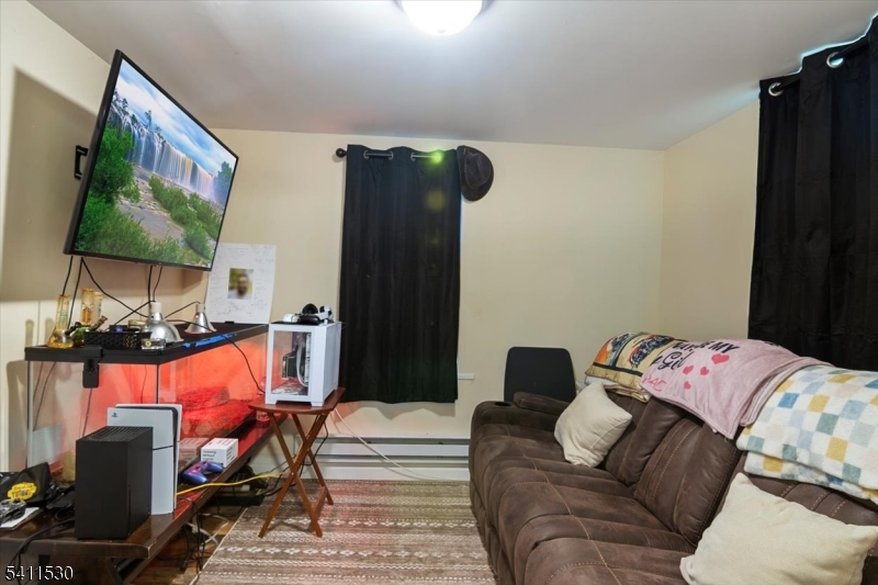 9 Diller Ave 2 Property Photo 32