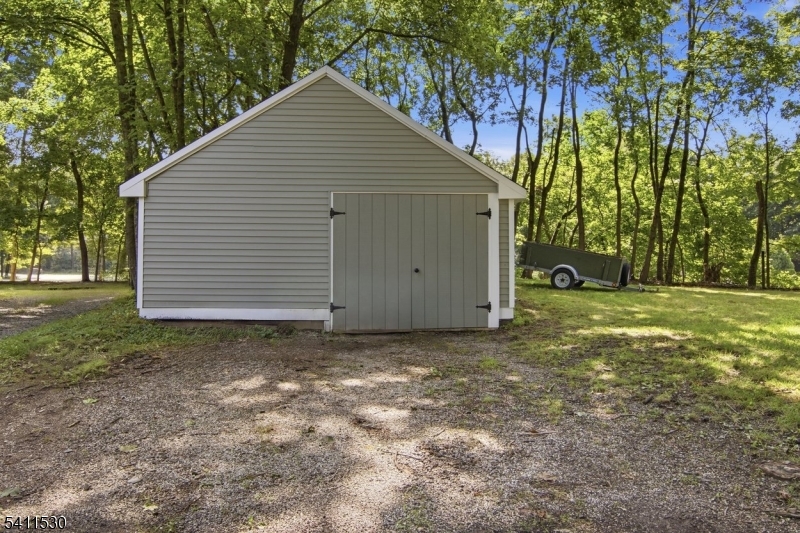 9 Diller Ave 2 Property Photo 39