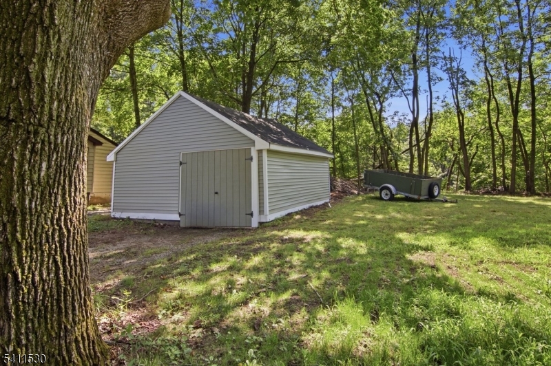 9 Diller Ave 2 Property Photo 40