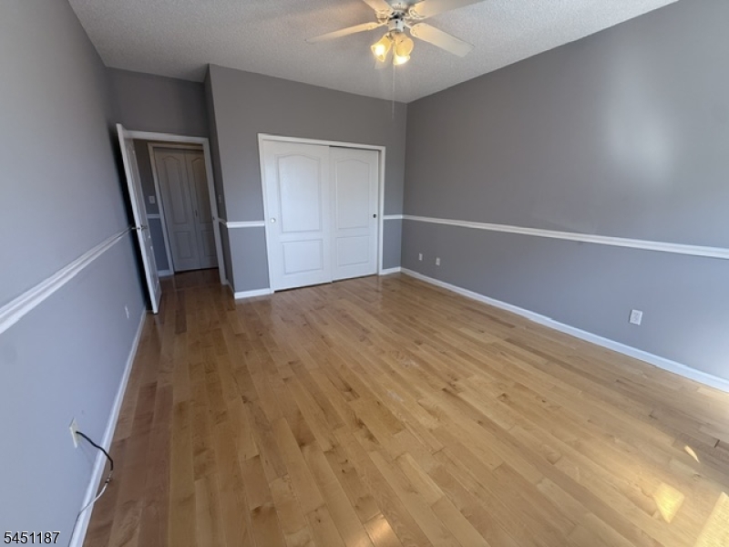 312 Brittany Dr 312 Property Photo 17